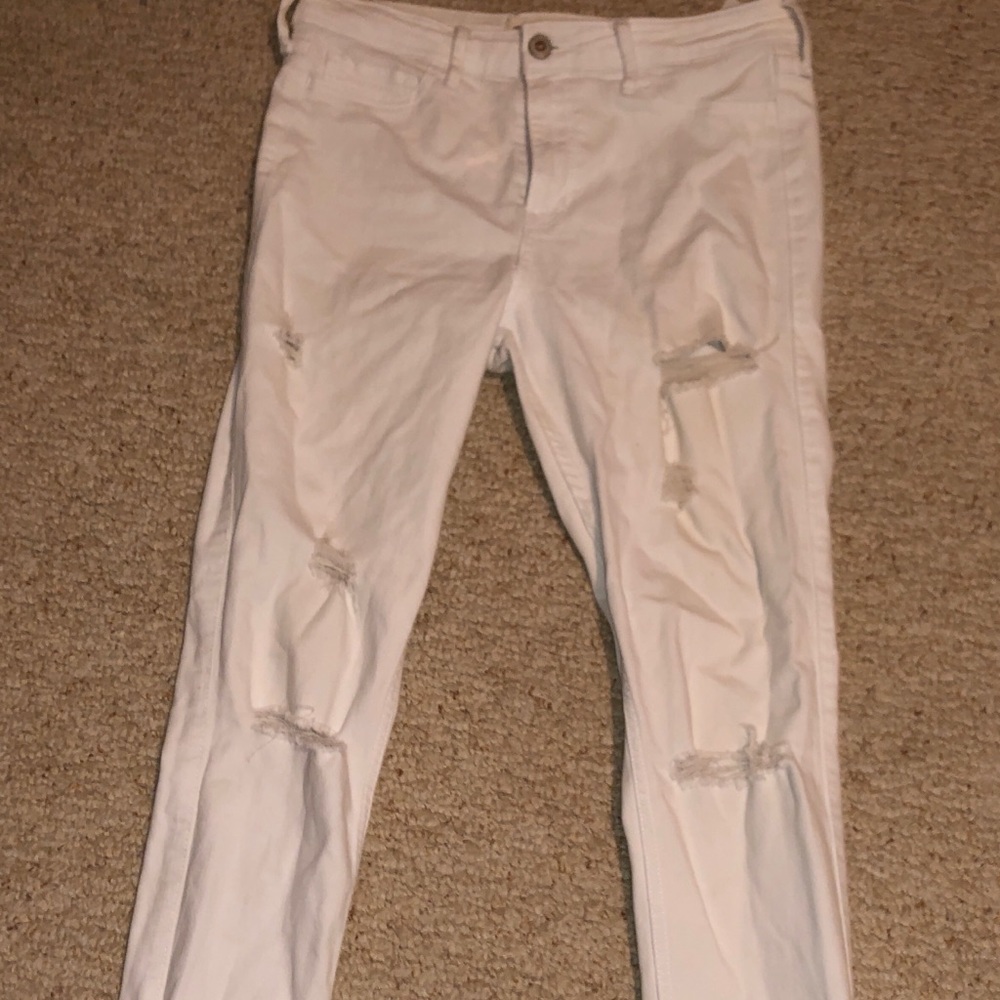 White slightly ripped jeans